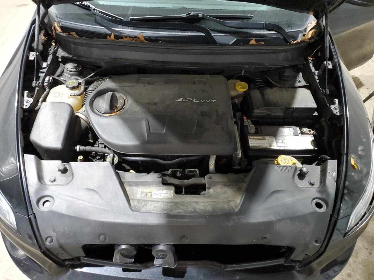 2014 Jeep Cherokee Latitude VIN: 1C4PJMCS3EW146302 Lot: 92590505