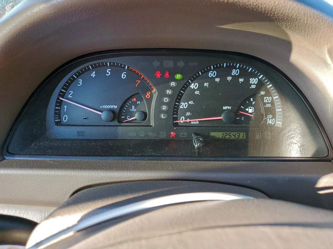 2004 Toyota Camry Le VIN: 4T1BE32KX4U373843 Lot: 94036595