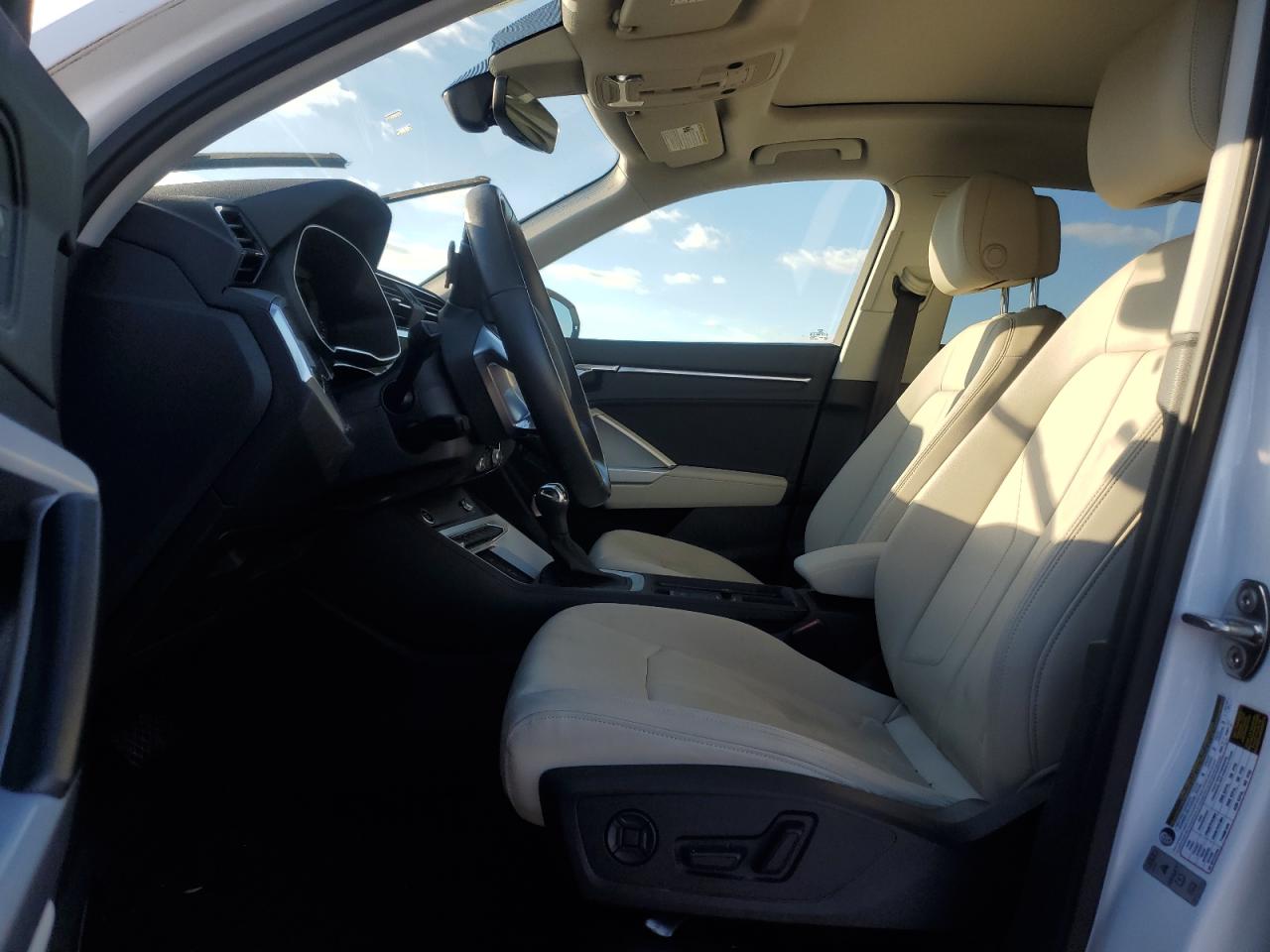 2021 Audi Q3 Premium S Line 45 VIN: WA1DECF36M1028417 Lot: 93472345