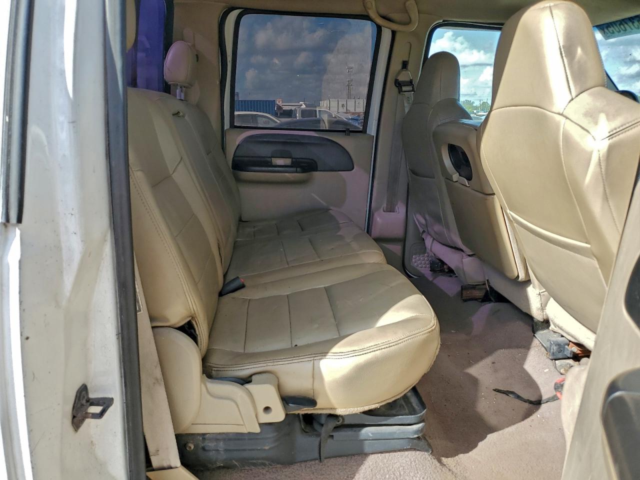 2000 Ford F350 Srw Super Duty VIN: 1FTSW31F6YEA93763 Lot: 93537605