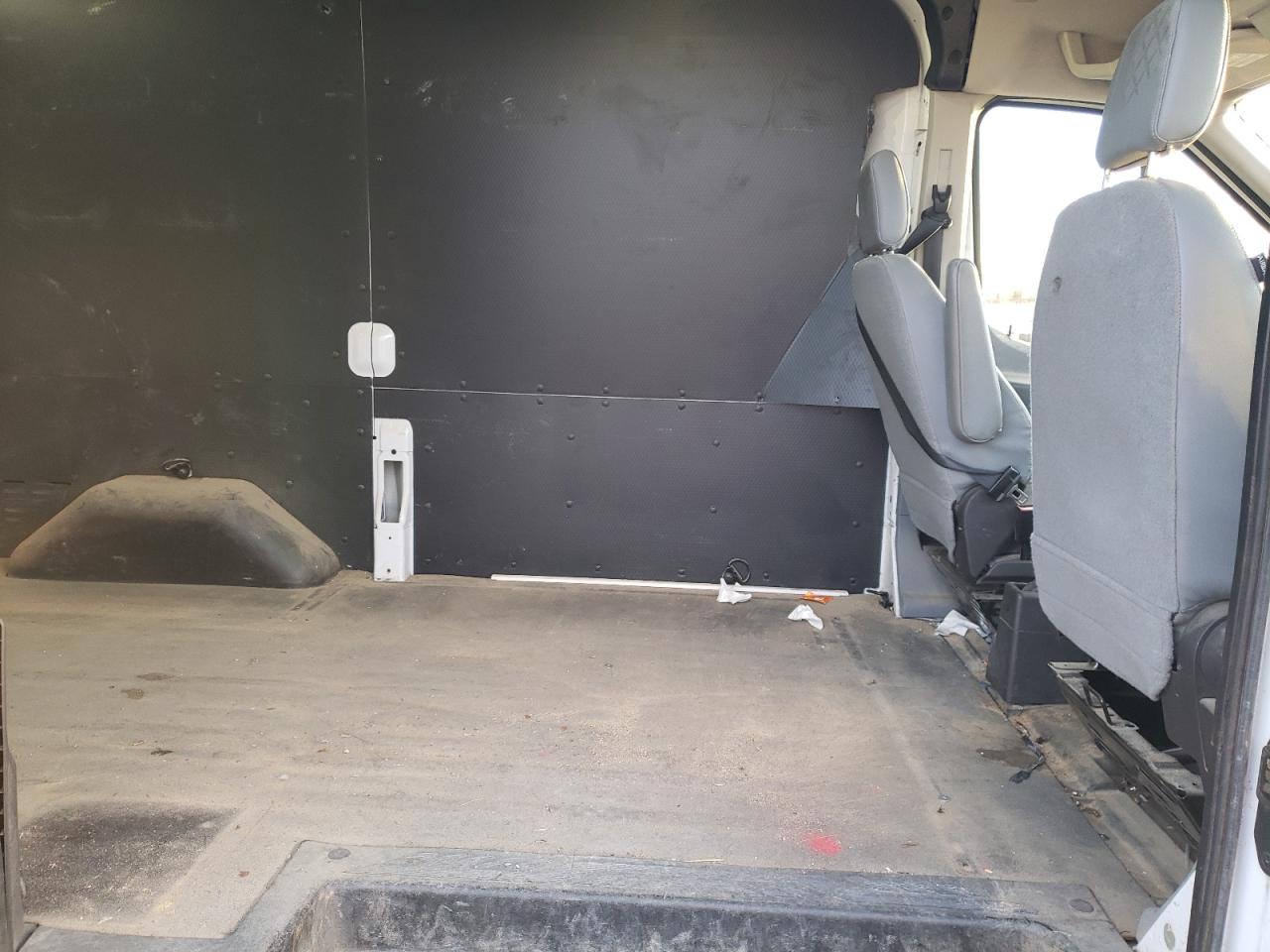 2017 Ford Transit Delivery Van VIN: 1FTYR1CM4HKA64622 Lot: 92697715