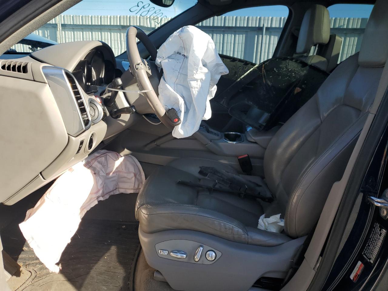 2012 Porsche Cayenne VIN: WP1AA2A23CLA04770 Lot: 92528415