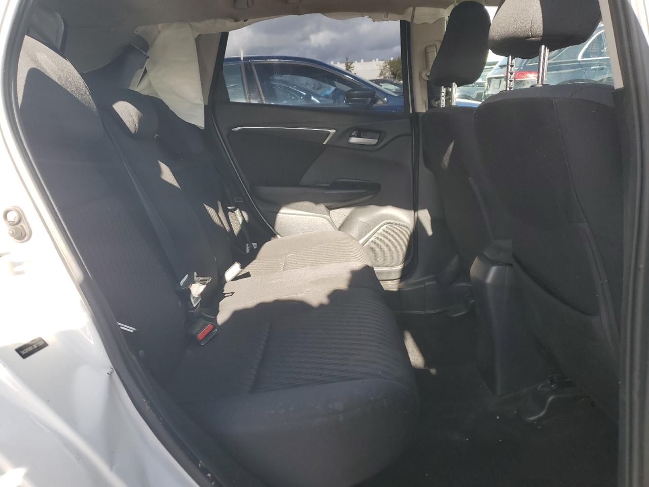 2018 Honda Fit Ex VIN: 3HGGK5H81JM713098 Lot: 92916345