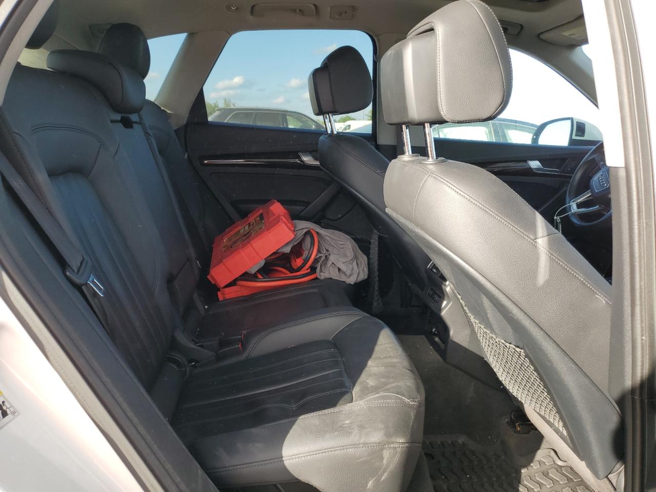 2019 Audi Q5 Premium VIN: WA1ANAFY8K2100695 Lot: 93910125