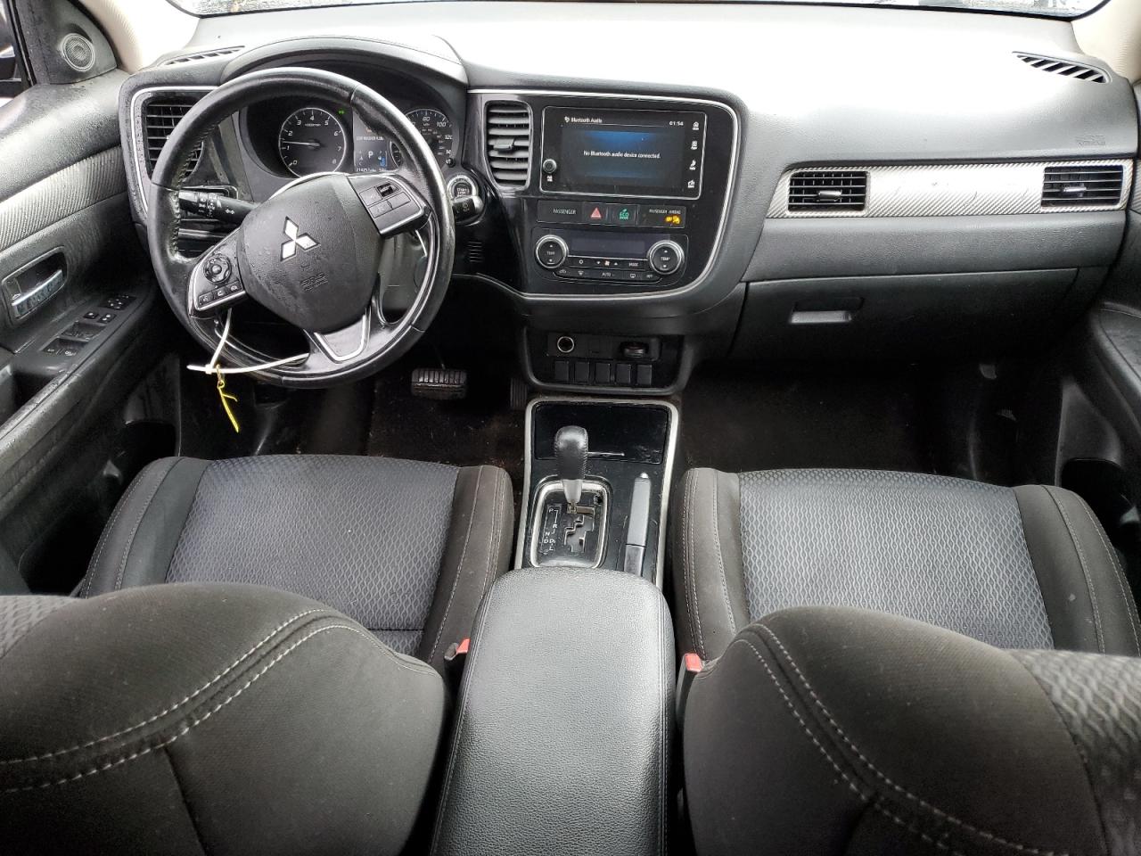 2017 Mitsubishi Outlander Se VIN: JA4AD3A3XHZ028358 Lot: 92745905