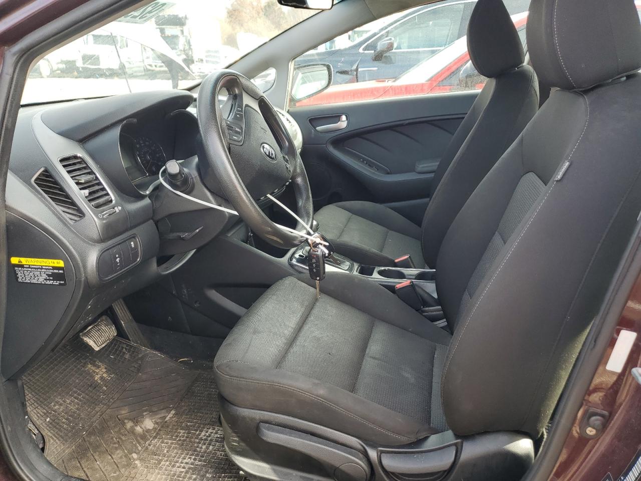 2018 Kia Forte Lx VIN: 3KPFK4A70JE220691 Lot: 92981095