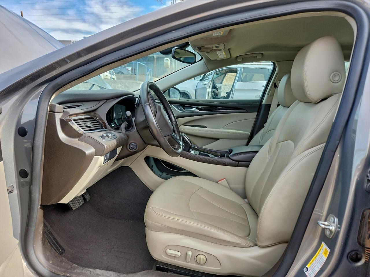 2017 Buick Lacrosse Essence VIN: 1G4ZP5SS1HU144350 Lot: 94311415