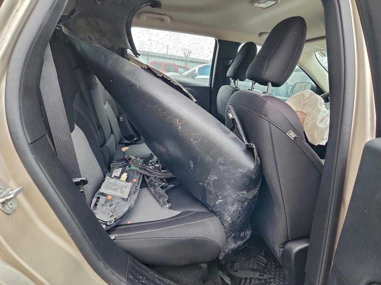 2014 Jeep Cherokee Sport VIN: 1C4PJMAB6EW191527 Lot: 94663865