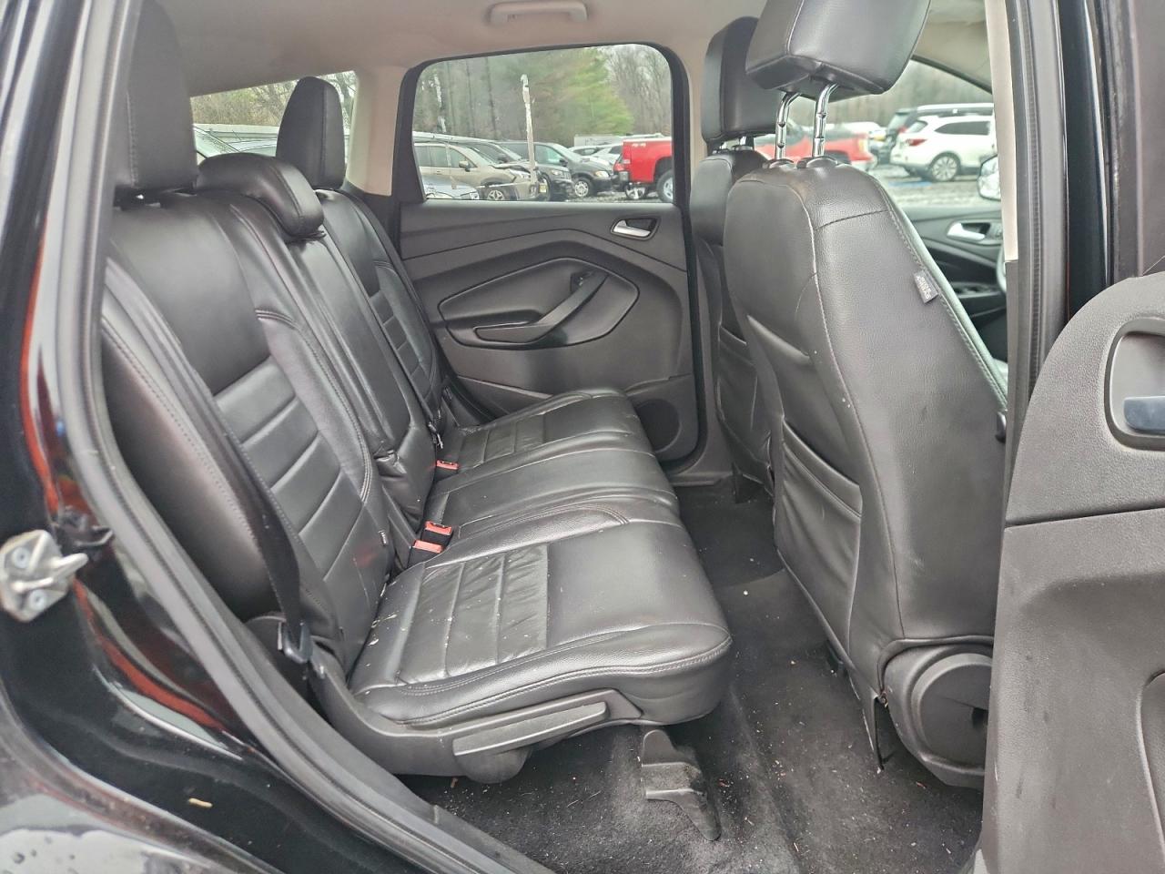 2017 Ford Escape Se VIN: 1FMCU9GD4HUB63992 Lot: 94510415