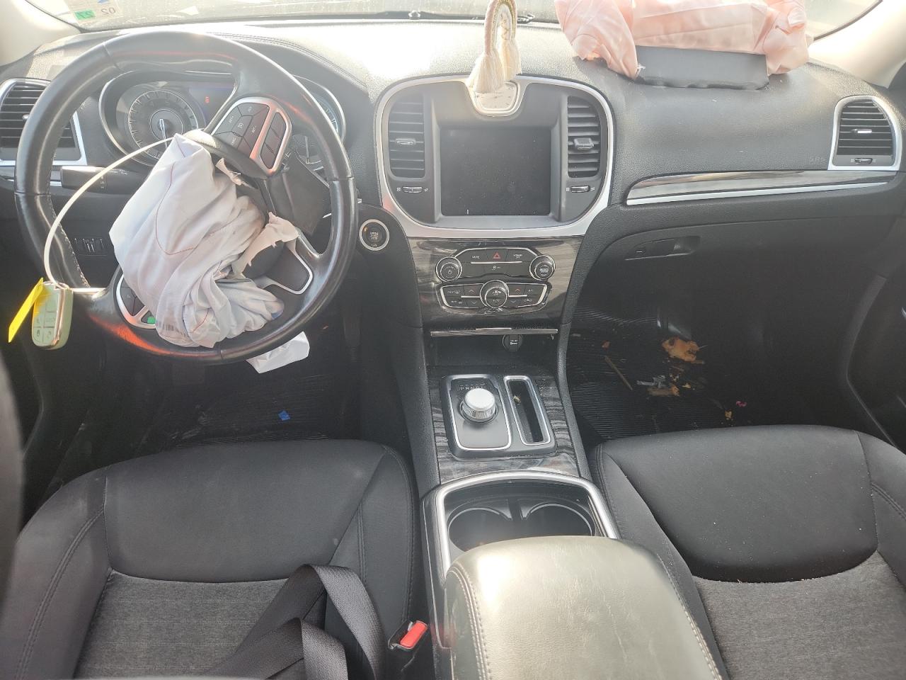 2019 Chrysler 300 Touring VIN: 2C3CCAAG6KH570285 Lot: 93521805