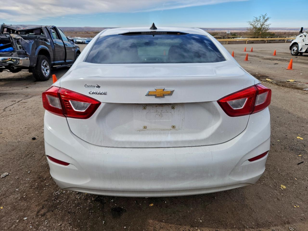 2019 Chevrolet Cruze Ls VIN: 1G1BC5SM3K7125865 Lot: 85430725