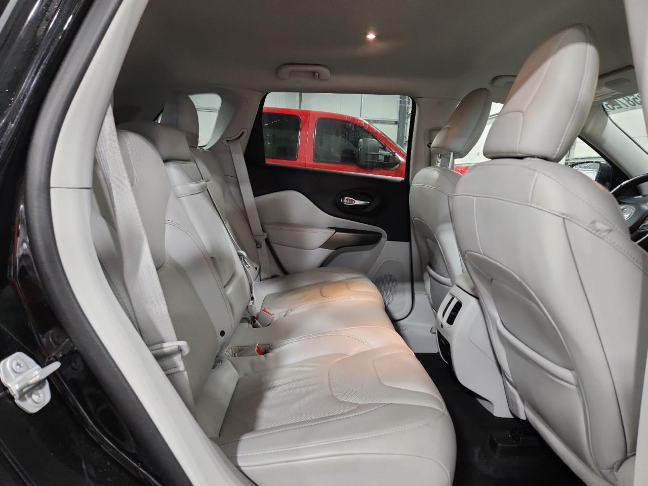 2019 Jeep Cherokee Limited VIN: 1C4PJMDX4KD283363 Lot: 93258725