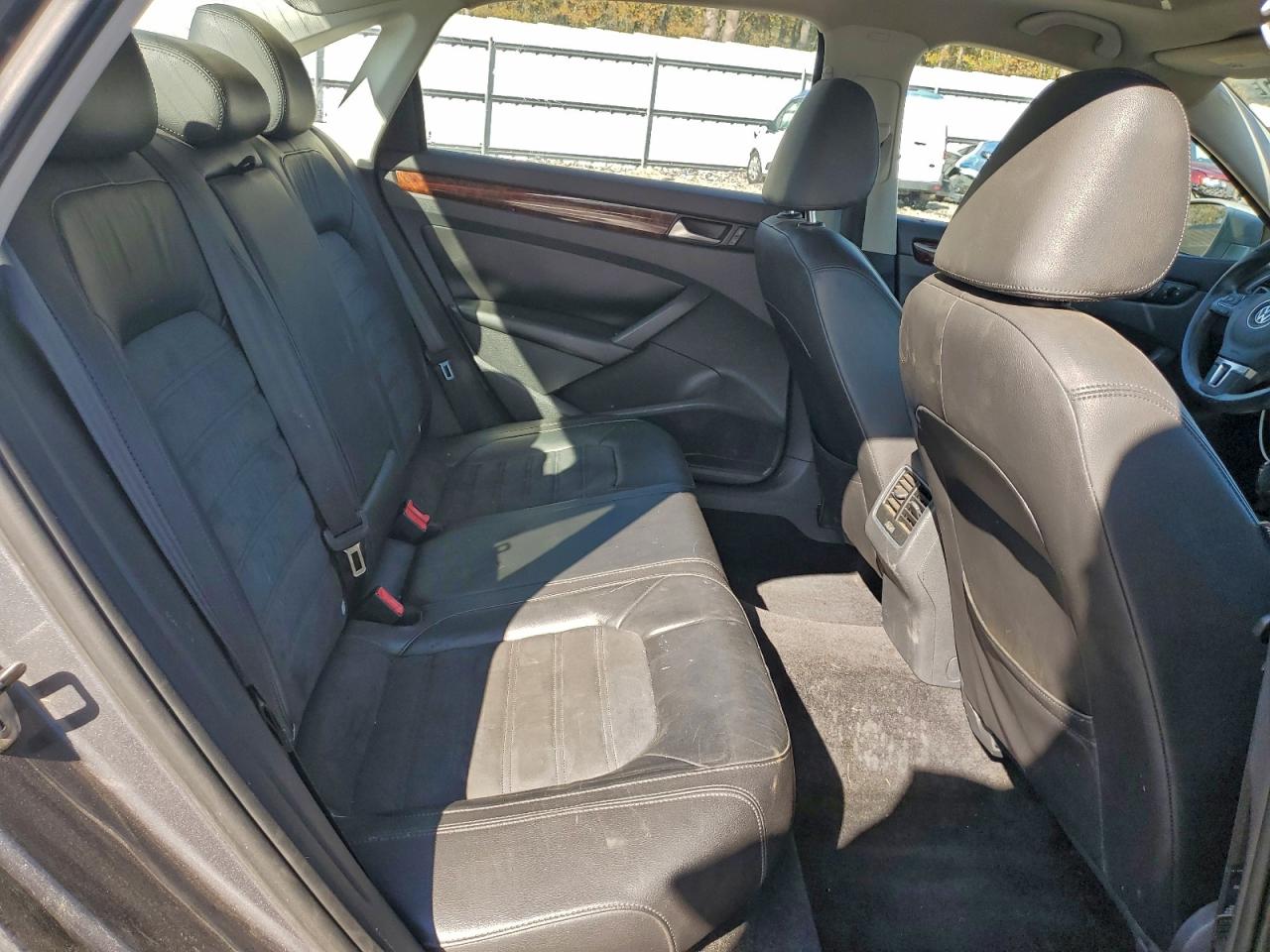 2013 Volkswagen Passat Sel VIN: 1VWCN7A36DC149059 Lot: 94569295