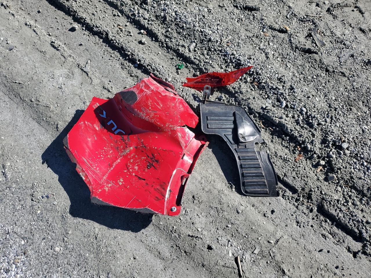 2015 Nissan Juke S VIN: JN8AF5MR4FT504202 Lot: 91448735