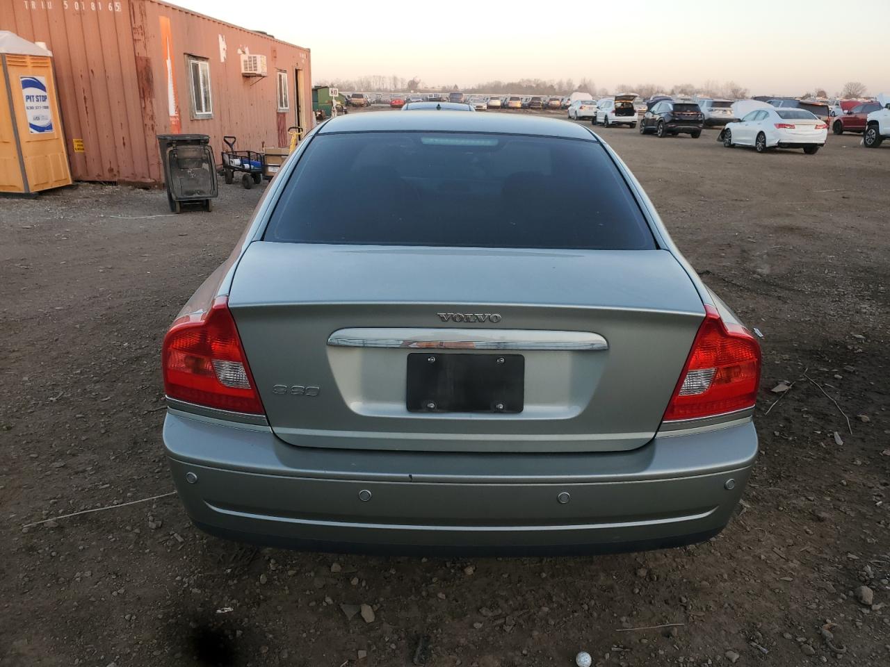 2006 Volvo S80 2.5T VIN: YV1TS592561446358 Lot: 92938255