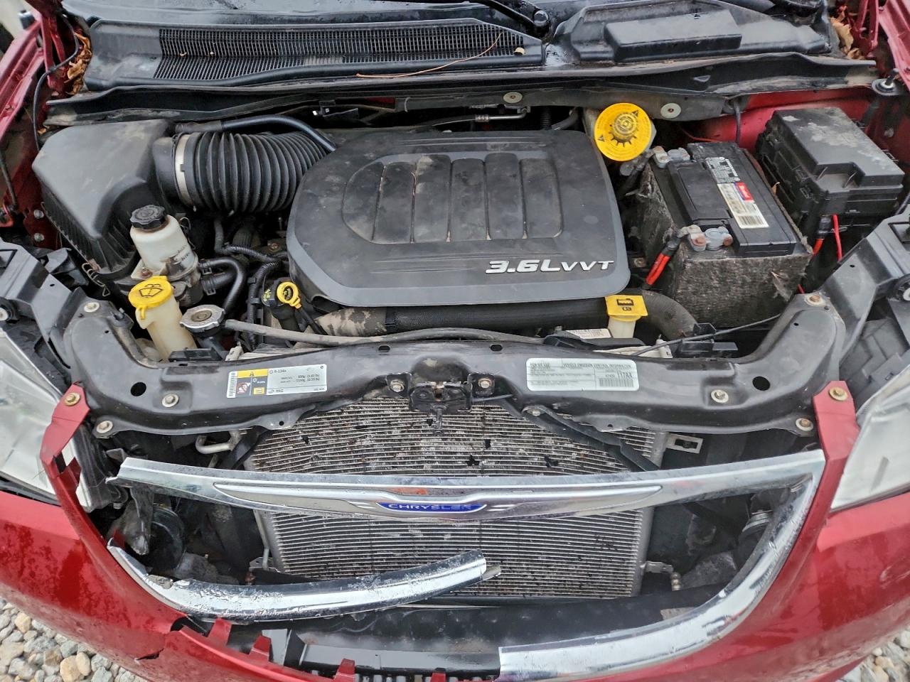 2015 Chrysler Town & Country Touring VIN: 2C4RC1BG0FR752634 Lot: 93710725