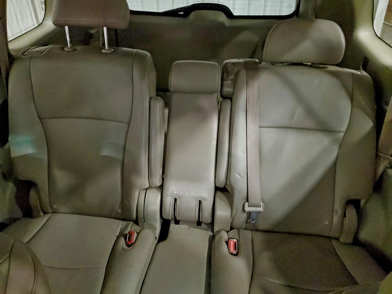 2012 Toyota Highlander Base VIN: 5TDBK3EH8CS095461 Lot: 94030205