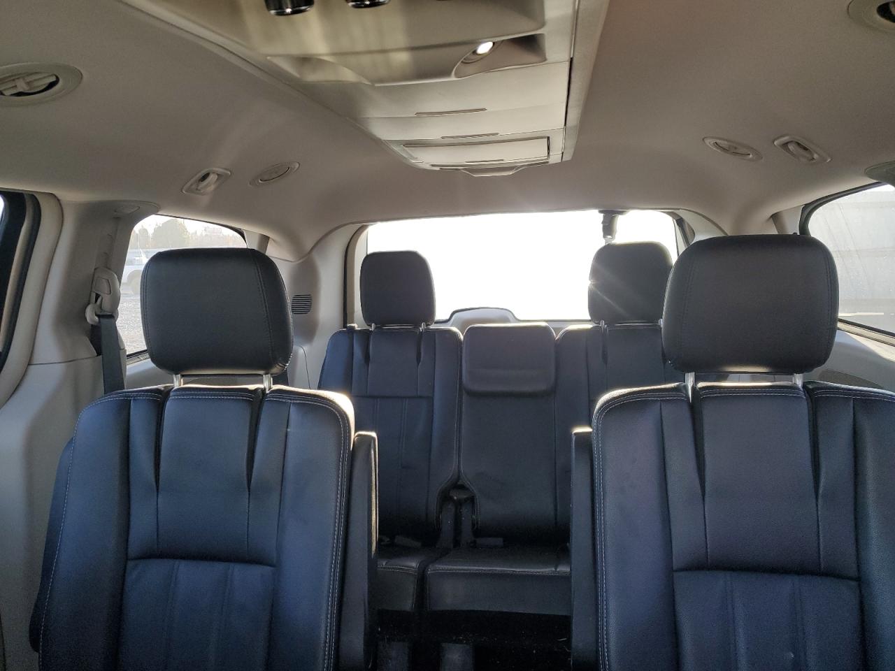 2014 Chrysler Town & Country Touring VIN: 2C4RC1BG3ER343610 Lot: 92024305