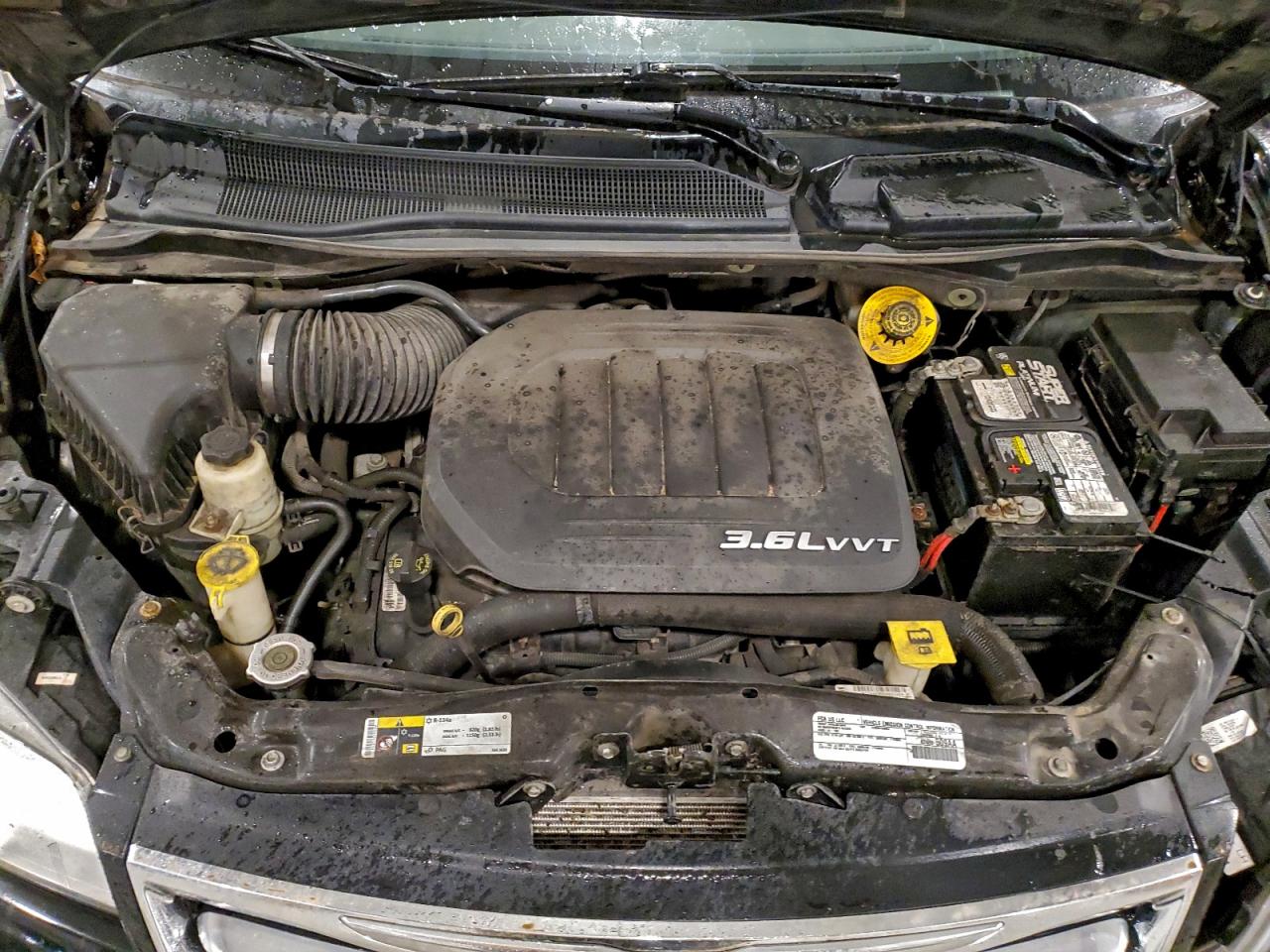 2016 Chrysler Town & Country Touring L VIN: 2C4RC1CG9GR285407 Lot: 94300975