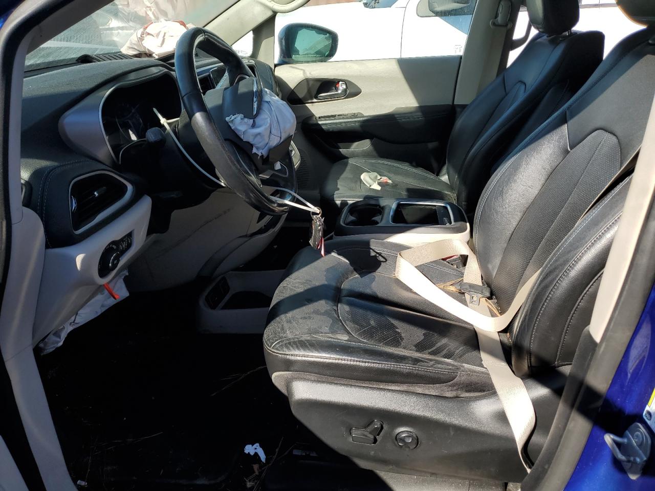 2021 Chrysler Pacifica Touring L VIN: 2C4RC1BG0MR527501 Lot: 92104085