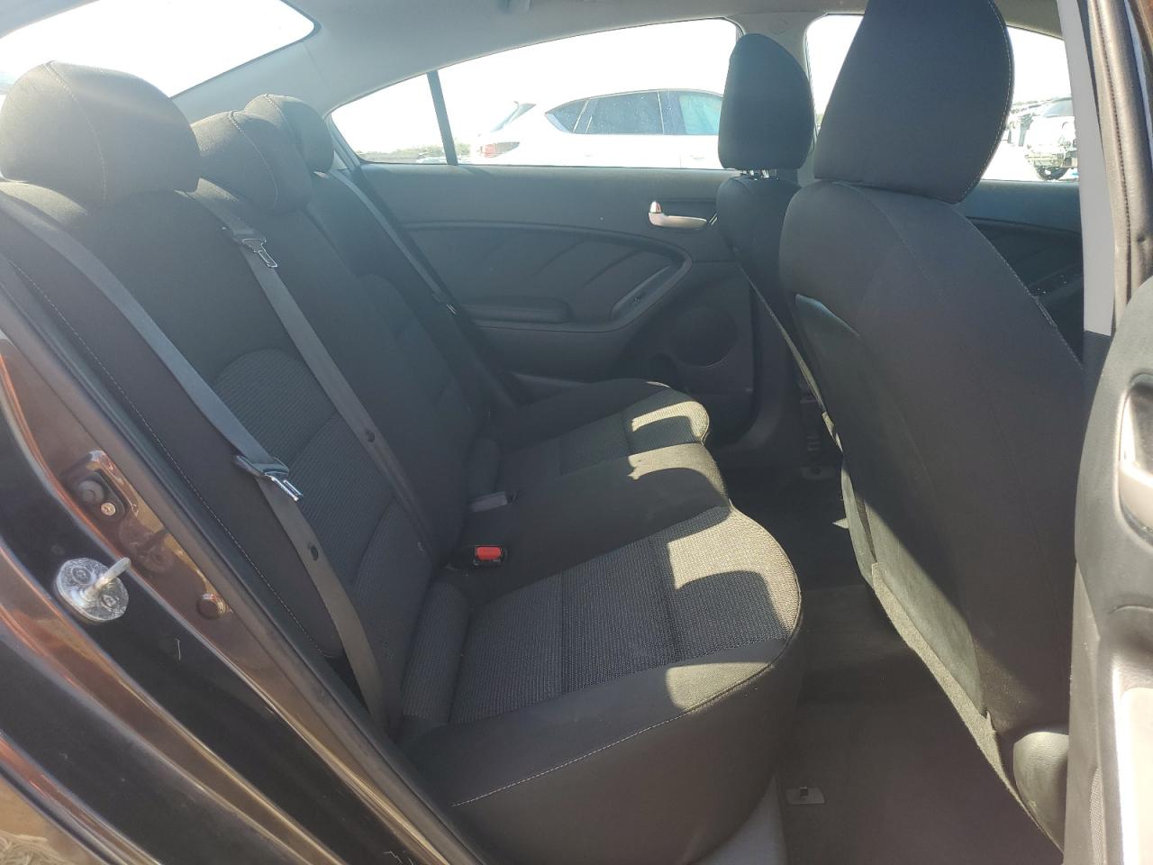 2017 Kia Forte Lx VIN: 3KPFK4A77HE038450 Lot: 93354655