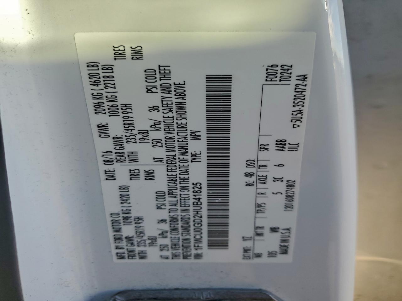 2017 Ford Escape Se VIN: 1FMCU0GD2HUB41825 Lot: 94113975