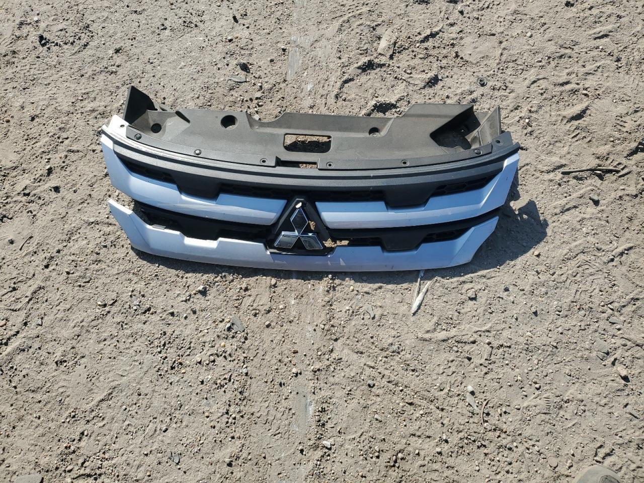 2022 Mitsubishi Outlander Sport Es VIN: JA4APUAU3NU012758 Lot: 92723135