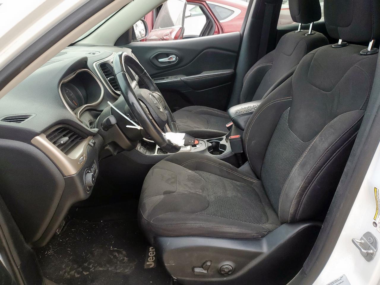 2016 Jeep Cherokee Latitude VIN: 1C4PJLCB2GW362252 Lot: 92762265