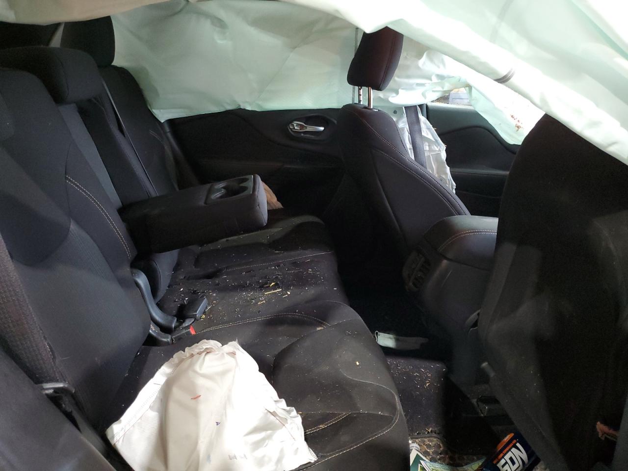 2016 Jeep Cherokee Latitude VIN: 1C4PJMCB0GW361493 Lot: 85403135