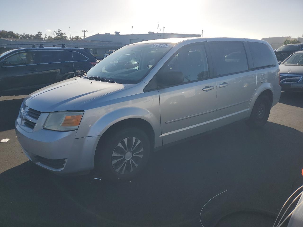 2D4RN4DE0AR487376 DODGE CARAVAN Photo 1