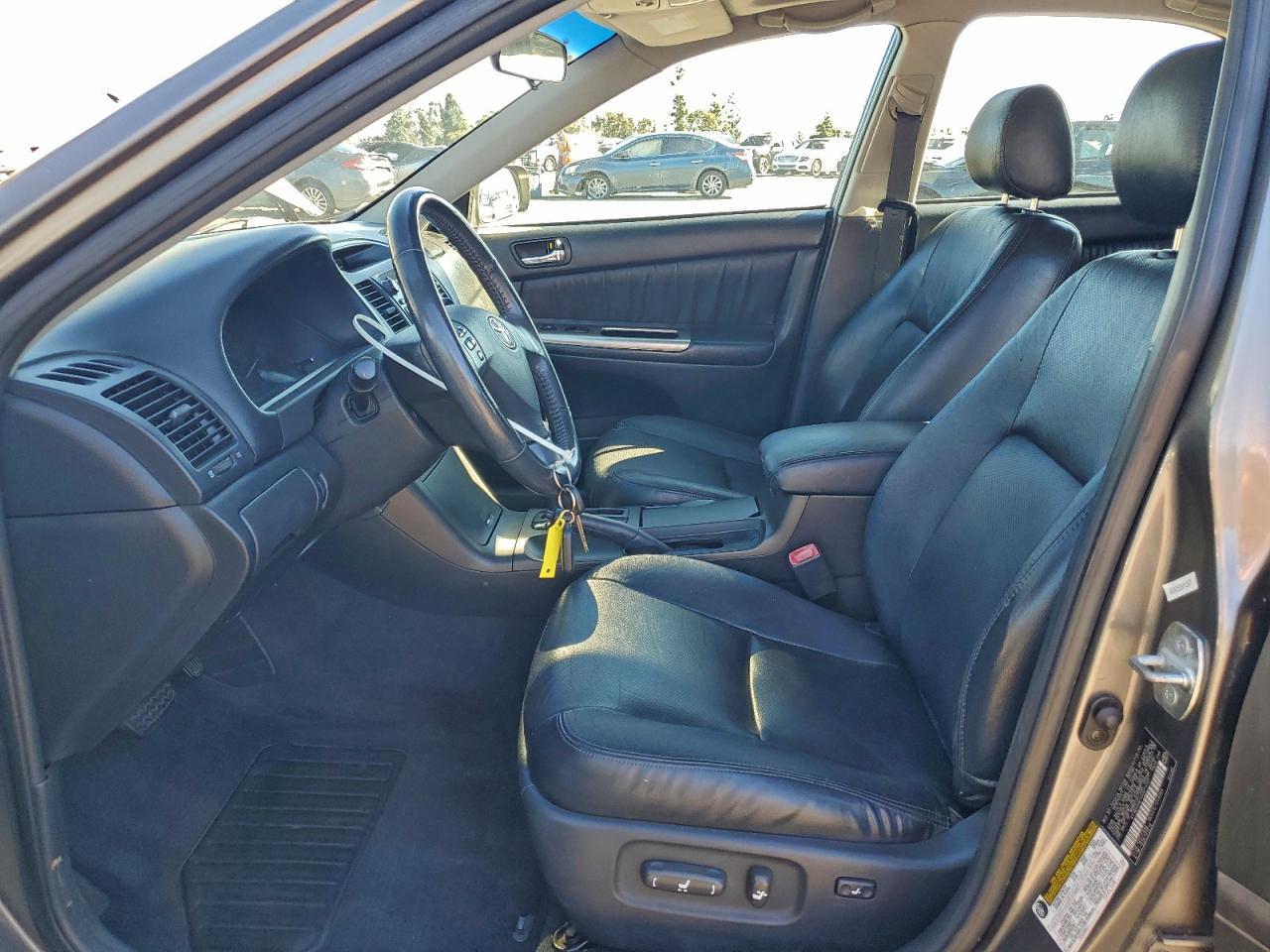 2005 Toyota Camry Se VIN: 4T1BA32K15U071242 Lot: 94710335