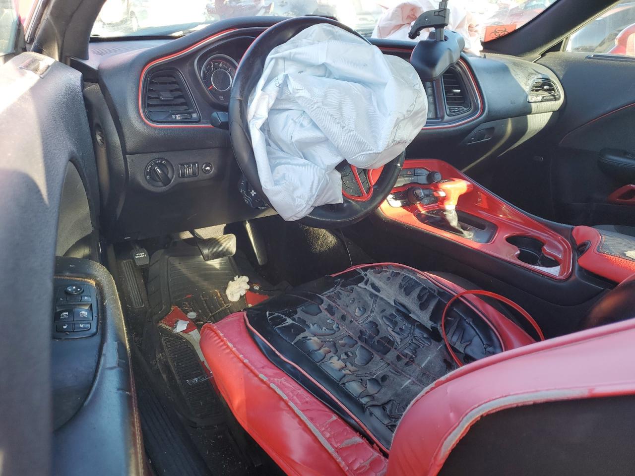 2015 Dodge Challenger Sxt VIN: 2C3CDZAG2FH733838 Lot: 92240495