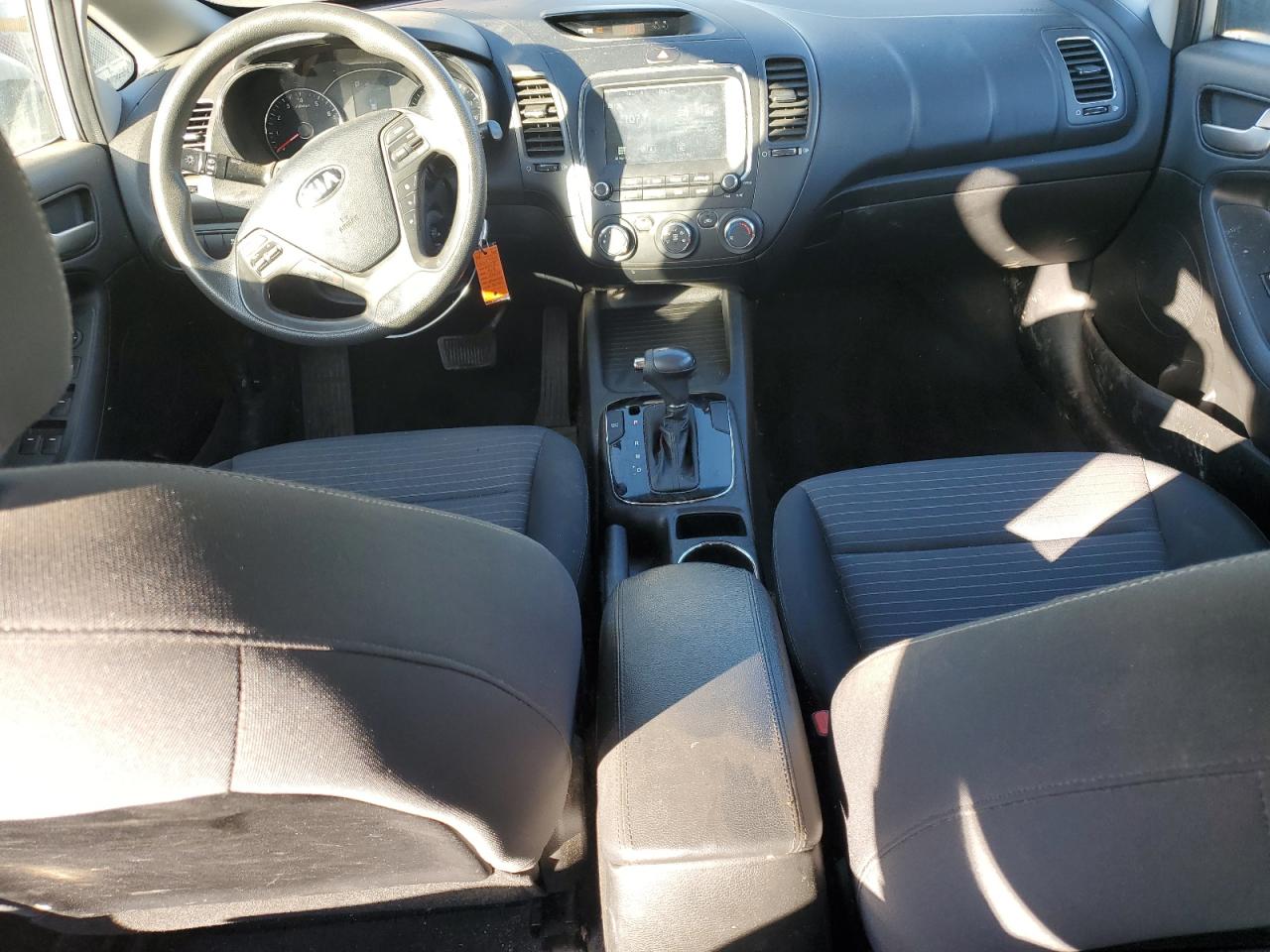 2018 Kia Forte Lx VIN: 3KPFL4A79JE268428 Lot: 91760115