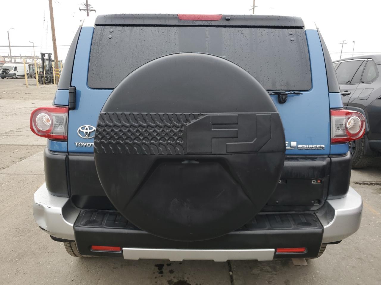 2012 Toyota Fj Cruiser VIN: JTEBU4BF4CK137095 Lot: 92117105