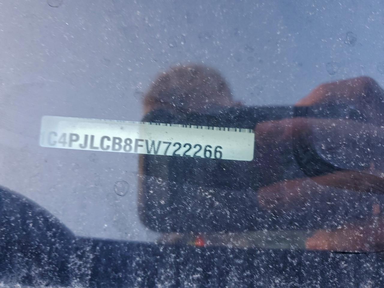 2015 Jeep Cherokee Latitude VIN: 1C4PJLCB8FW722266 Lot: 94273065