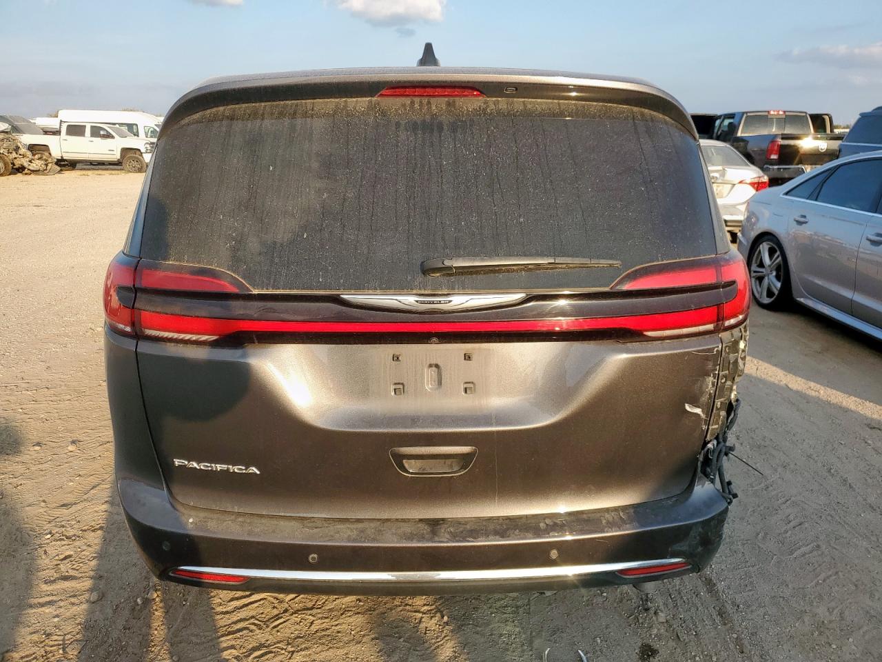 2023 Chrysler Pacifica Touring L VIN: 2C4RC1BG1PR583726 Lot: 93411695