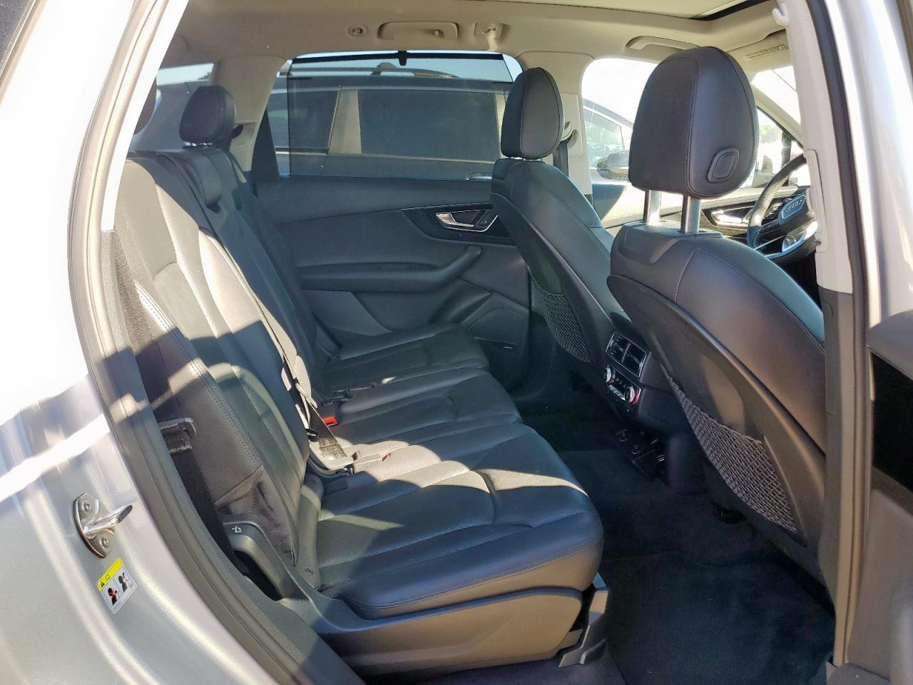 2017 Audi Q7 Premium Plus VIN: WA1LAAF77HD004565 Lot: 91060835