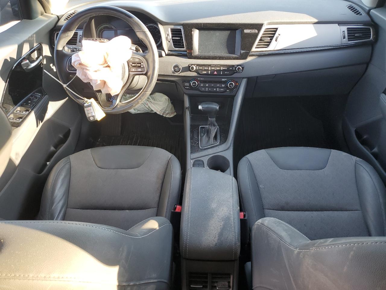 2018 Kia Niro Ex VIN: KNDCC3LC5J5114219 Lot: 92994505