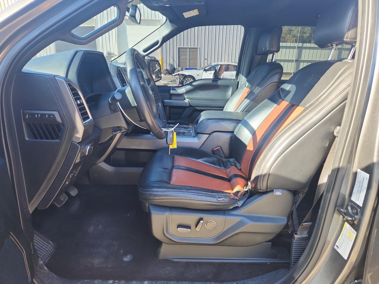 2016 Ford F150 Supercrew VIN: 1FTEW1CP3GKE84215 Lot: 92079785