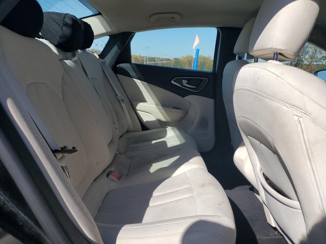 2015 Chrysler 200 Limited VIN: 1C3CCCAB7FN732700 Lot: 91789175