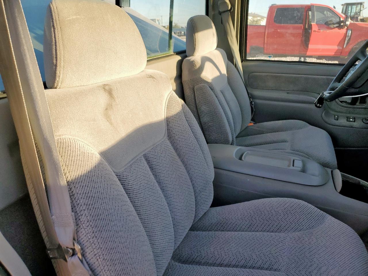 1998 Chevrolet Gmt-400 C1500 VIN: 1GCEC14R4WZ175223 Lot: 91489105