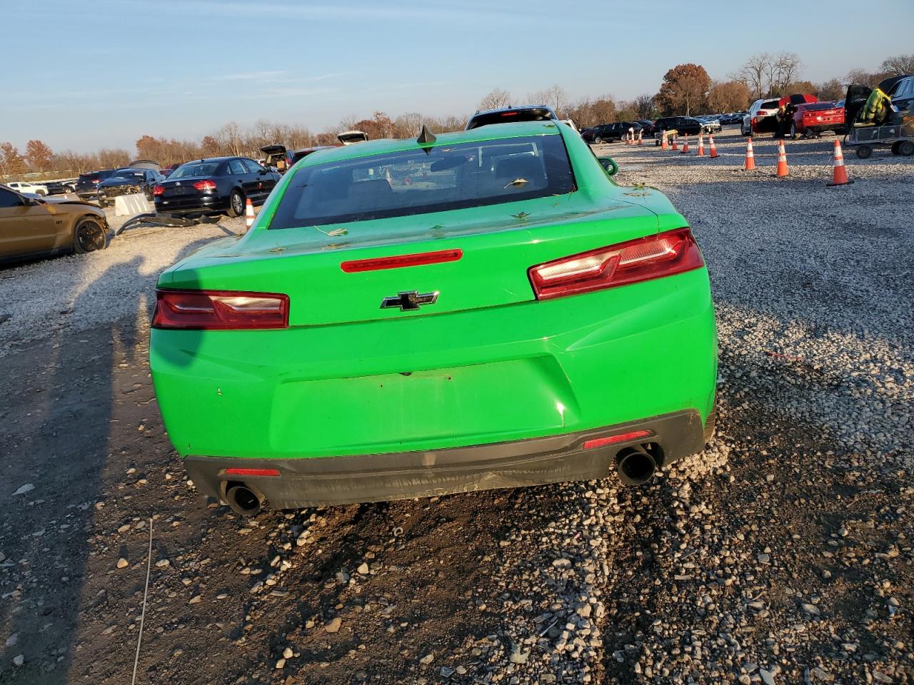 2017 Chevrolet Camaro Lt VIN: 1G1FB1RX9H0189830 Lot: 93693475