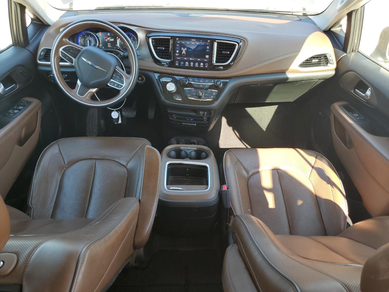 2018 Chrysler Pacifica Limited VIN: 2C4RC1GG5JR334104 Lot: 90591095