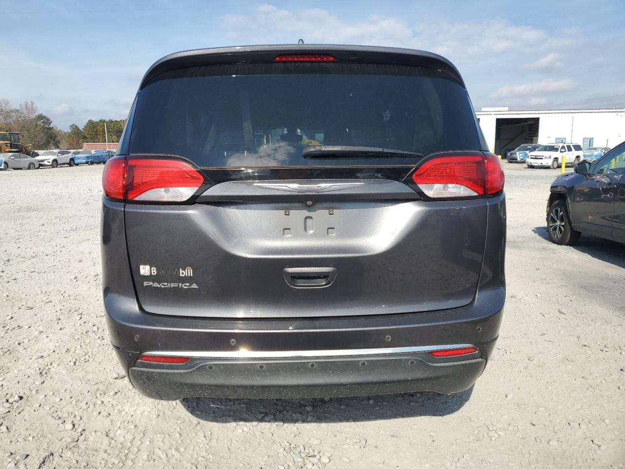 2017 Chrysler Pacifica Touring L VIN: 2C4RC1BG2HR621885 Lot: 93738575