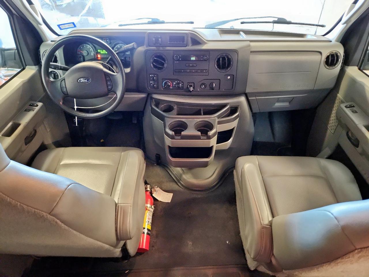 2014 Ford Econoline E350 Super Duty Wagon VIN: 1FBNE3BL2EDB21164 Lot: 92696415