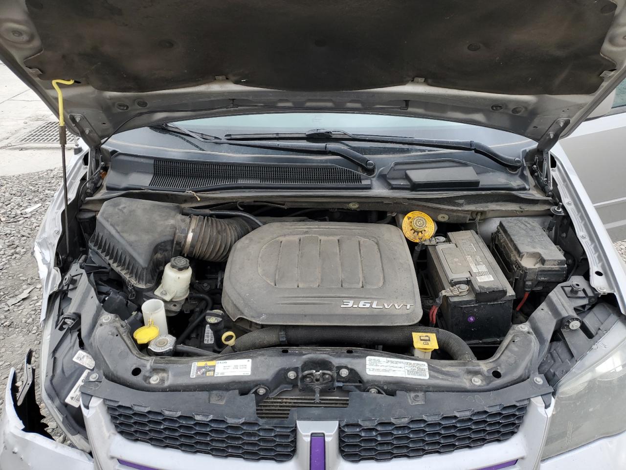 2016 Dodge Grand Caravan R/T VIN: 2C4RDGEG3GR201952 Lot: 91325695