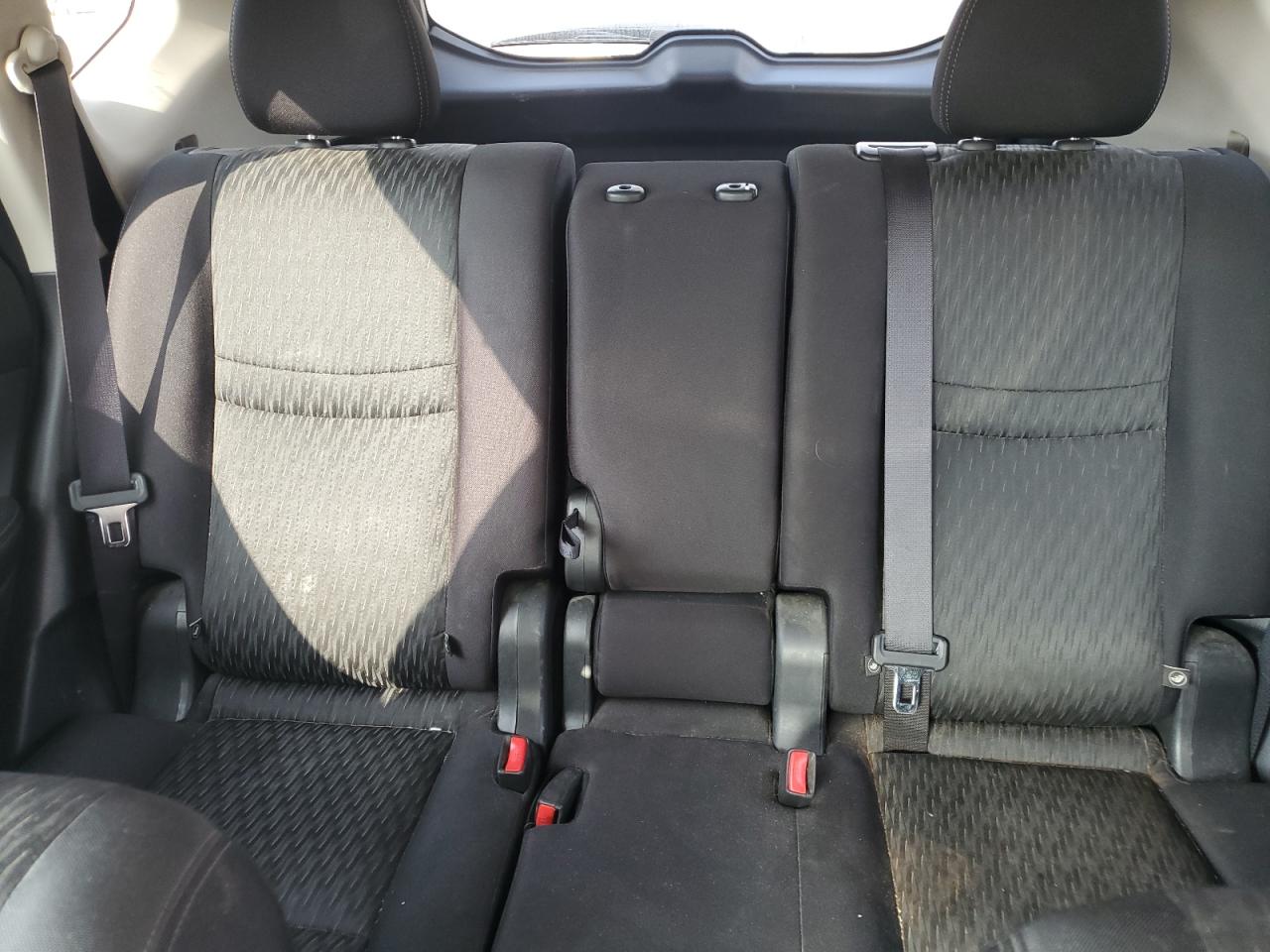 2017 Nissan Rogue S VIN: JN8AT2MT3HW406802 Lot: 93118965