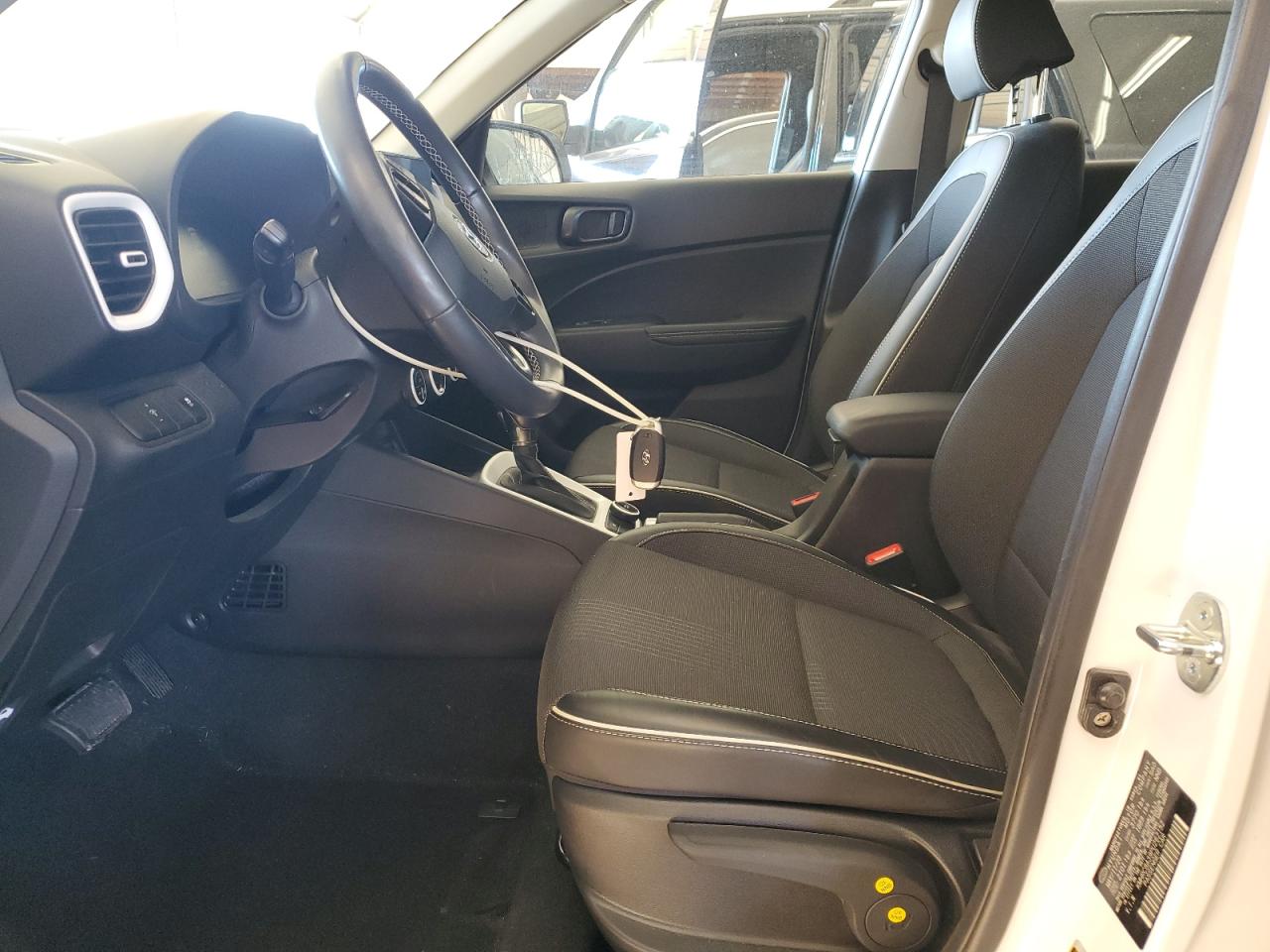 2023 Hyundai Venue Sel VIN: KMHRC8A39PU262152 Lot: 91568425