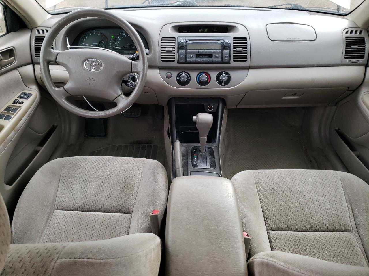 2002 Toyota Camry Le VIN: 4T1BE32K82U108223 Lot: 93597355