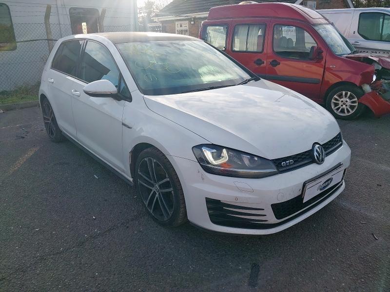 2015 VOLKSWAGEN GOLF